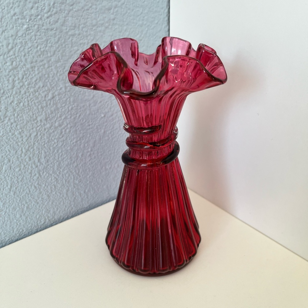 Fenton Cranberry Ruffled Glass Vase - Picture 4 of 7